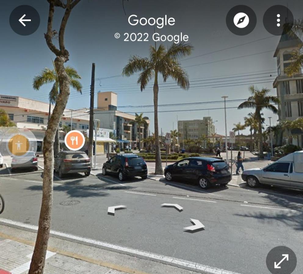 Apartamento inteiro em Peruíbe no centro, próx a praia Exterior foto