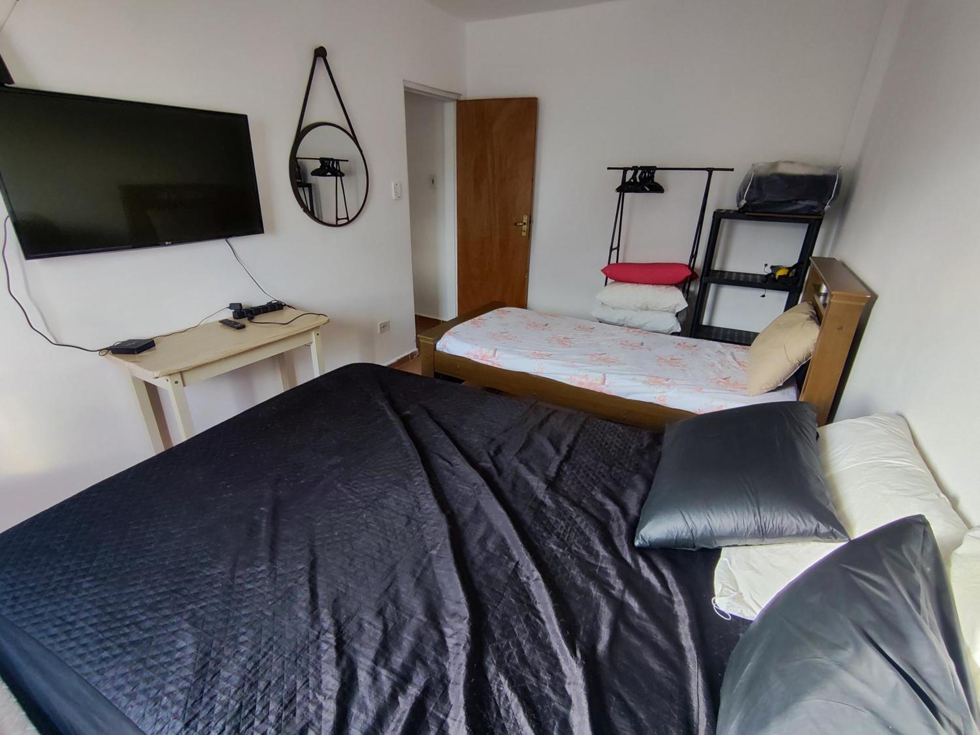 Apartamento inteiro em Peruíbe no centro, próx a praia Exterior foto